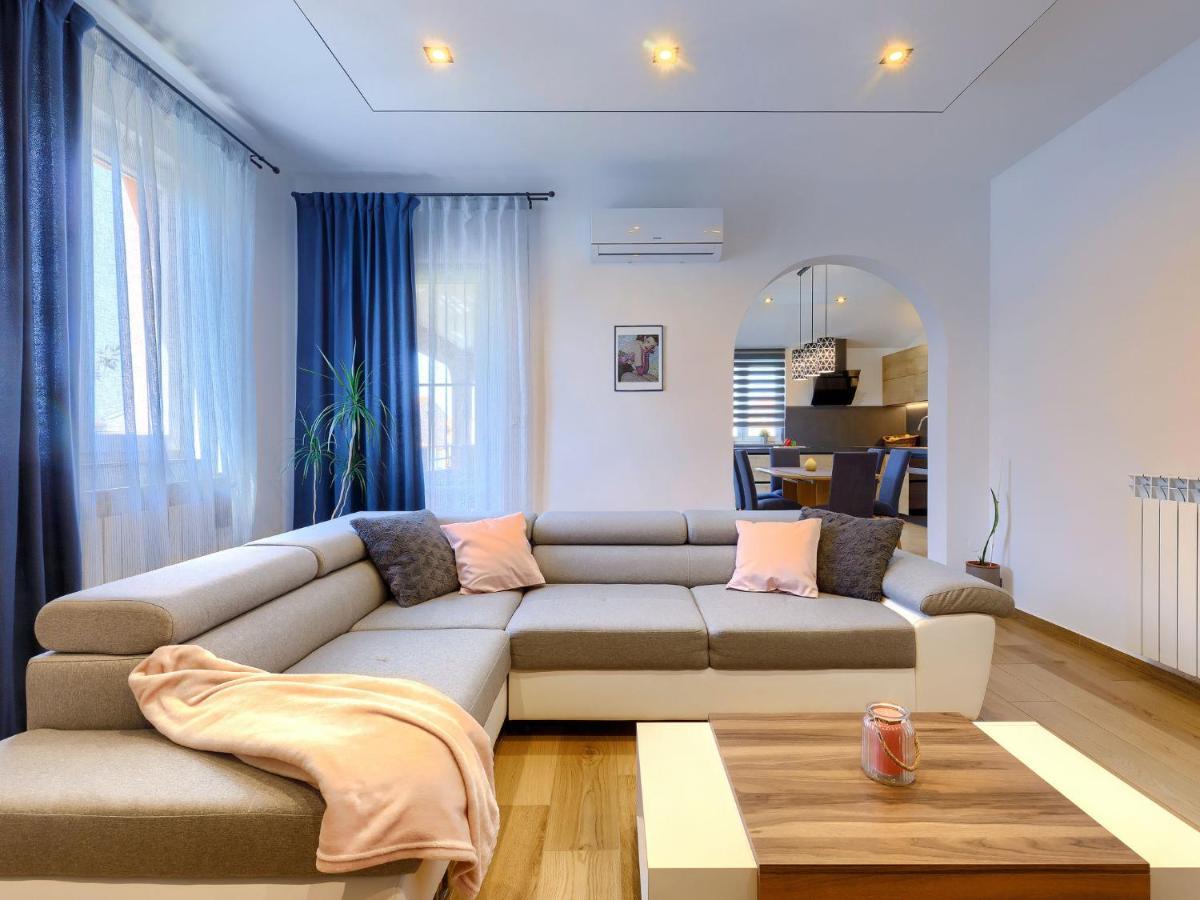 Holiday Home House Eric&Paolo By Interhome Pula Zewnętrze zdjęcie